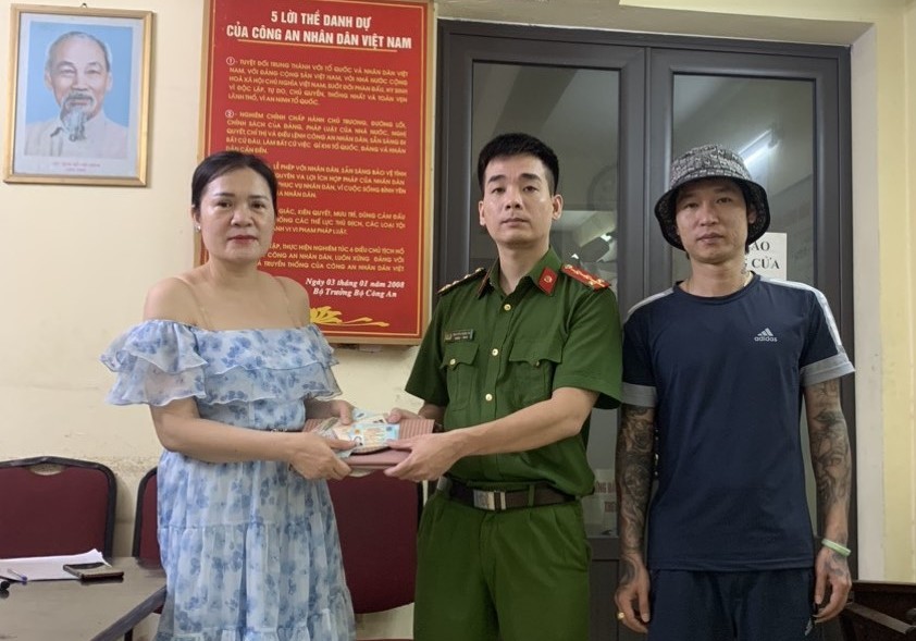 Người dân viết thư cảm ơn Công an phường Đông Hải (quận Lê Chân)